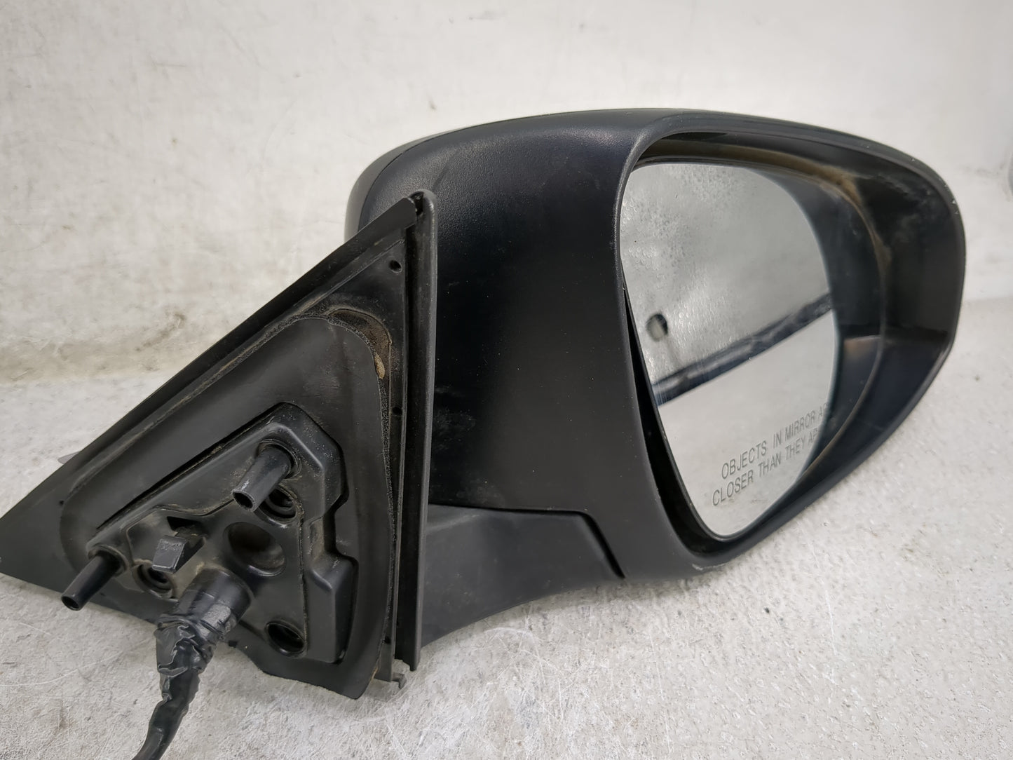 2012-2014 Toyota Camry Passenger Side View Mirror - Right Door Mirror OEM Used - Oemusedautoparts1.com