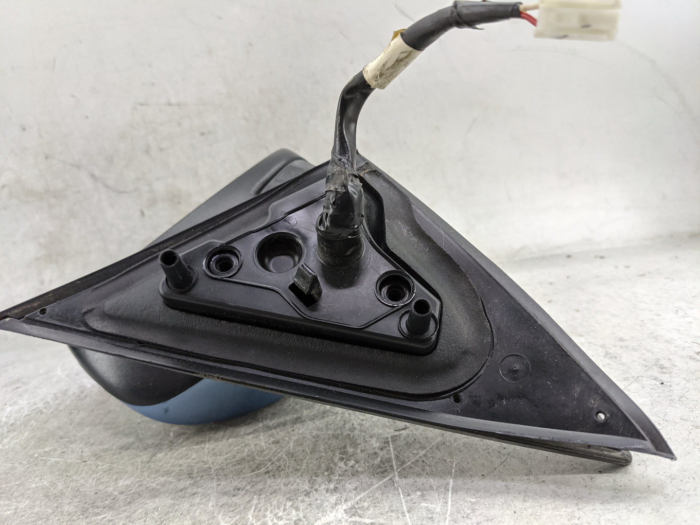 2012-2014 Toyota Camry Passenger Side View Mirror - Right Door Mirror OEM Used - Oemusedautoparts1.com