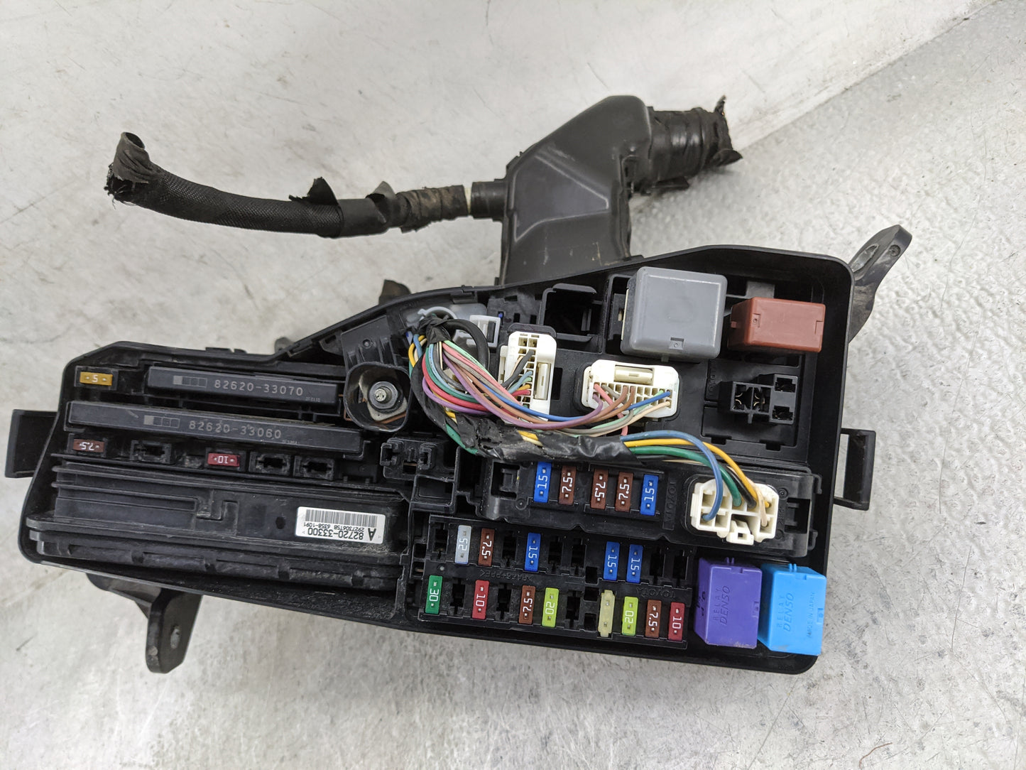 2012-2017 Toyota Camry Fusebox Fuse Box Panel Relay Module P/N:82720-33300 82620-33070 Fits Fits 2012 2013 2014 2015 2016 20