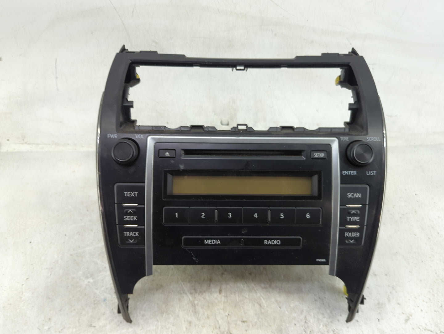 2012-2013 Toyota Camry Radio AM FM Cd Player Receiver Replacement P/N:P10069 Fits Fits 2012 2013 OEM Used Auto Parts - Oemus
