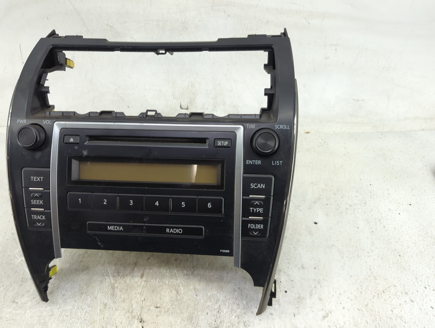 2012-2013 Toyota Camry Radio AM FM Cd Player Receiver Replacement P/N:P10069 Fits Fits 2012 2013 OEM Used Auto Parts - Oemus