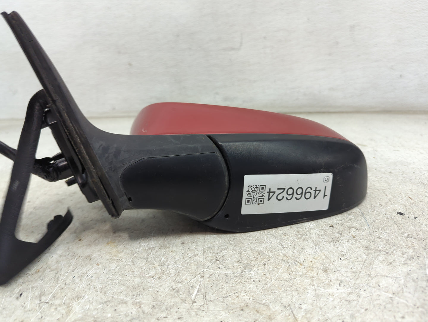 2012-2014 Toyota Camry Driver Side View Mirror - Left Door Mirror OEM Used - Oemusedautoparts1.com