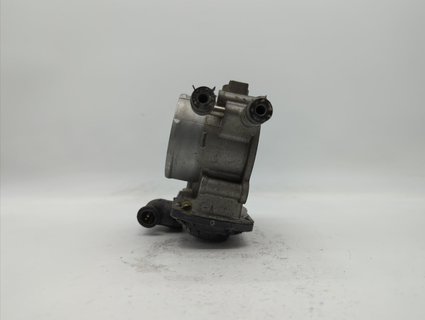 2010-2017 Toyota Camry Throttle Body P/N:22030-36010 22030-0V010 Fits Fits 2009 2010 2011 2012 2013 2014 2015 2016 2017 2018