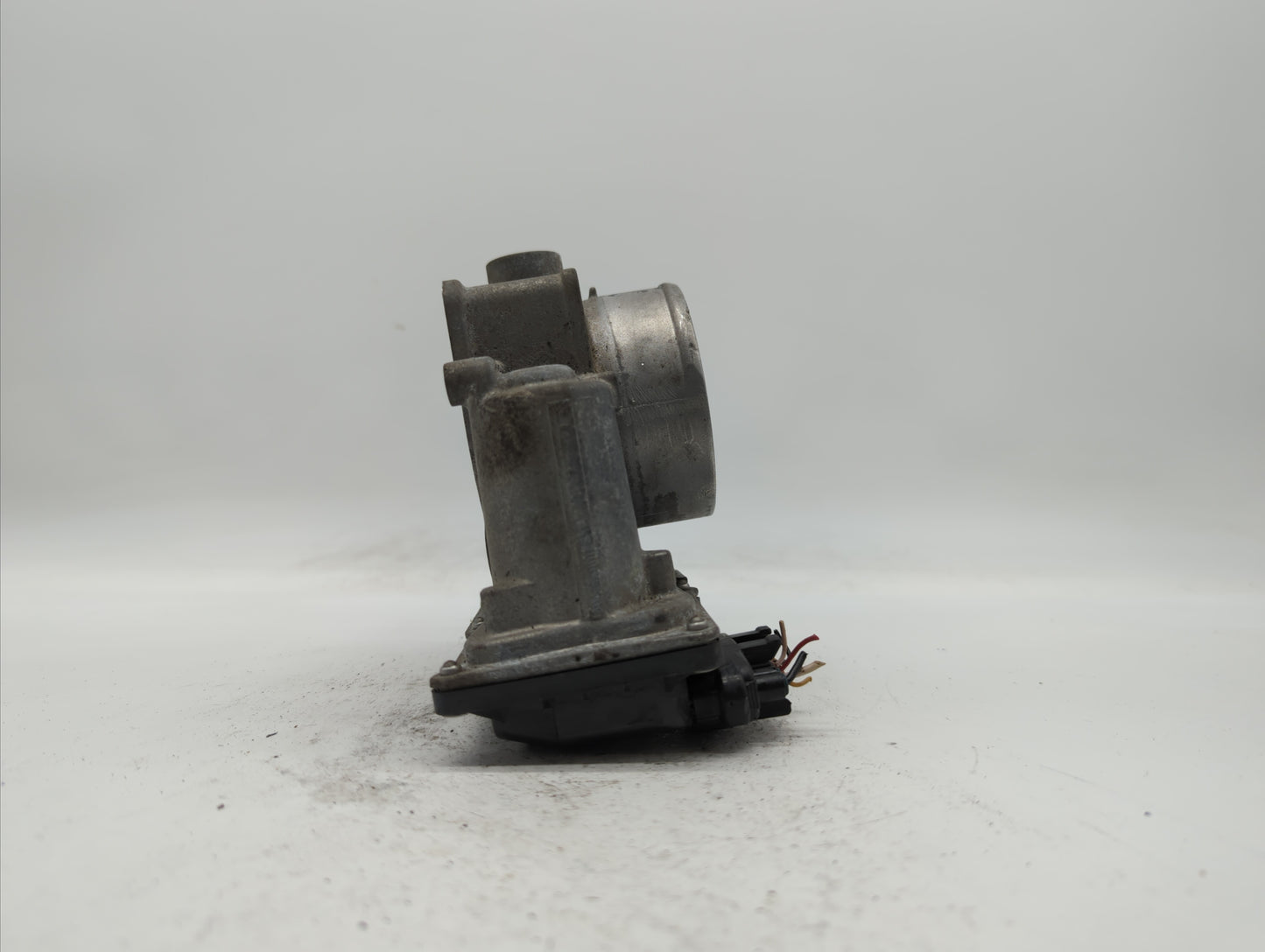 2010-2017 Toyota Camry Throttle Body P/N:22030-36010 22030-0V010 Fits Fits 2009 2010 2011 2012 2013 2014 2015 2016 2017 2018
