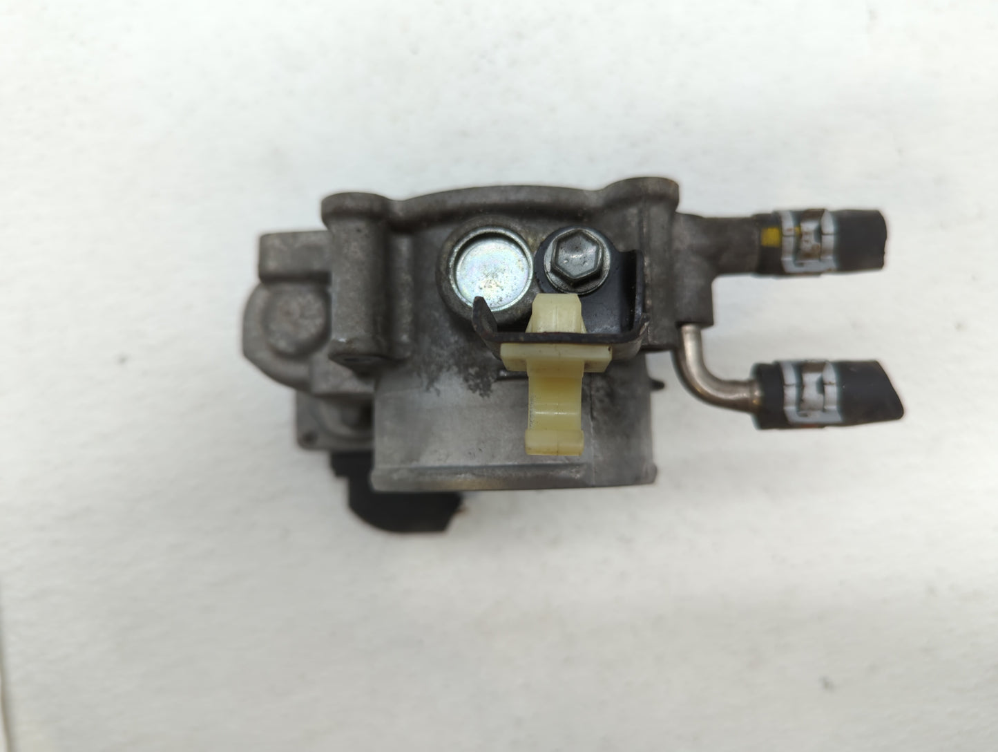 2010-2017 Toyota Camry Throttle Body P/N:22030-36010 22030-0V010 Fits Fits 2009 2010 2011 2012 2013 2014 2015 2016 2017 2018