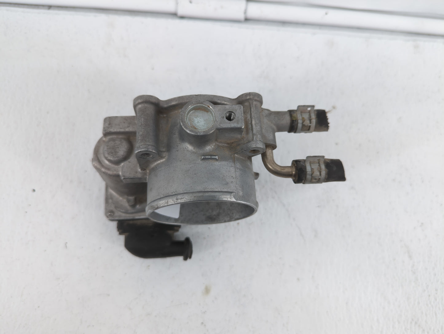 2010-2017 Toyota Camry Throttle Body P/N:22030-36010 22030-0V010 Fits Fits 2009 2010 2011 2012 2013 2014 2015 2016 2017 2018