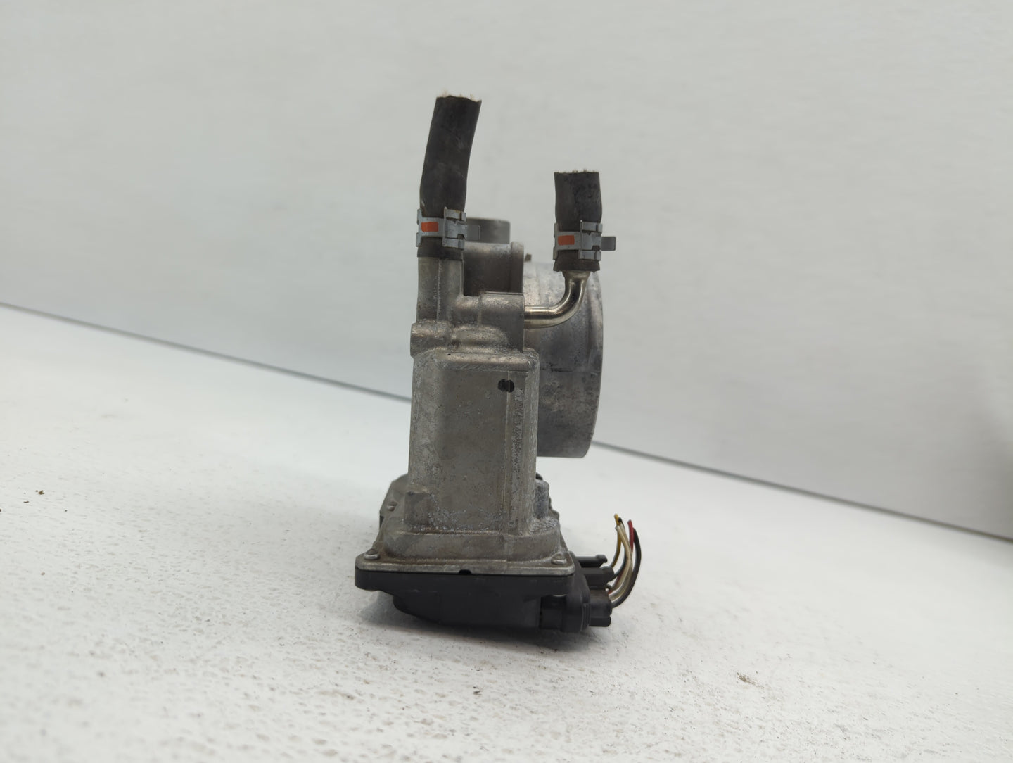 2007-2017 Toyota Camry Throttle Body P/N:22030-0P050 Fits OEM Used Auto Parts - Oemusedautoparts1.com