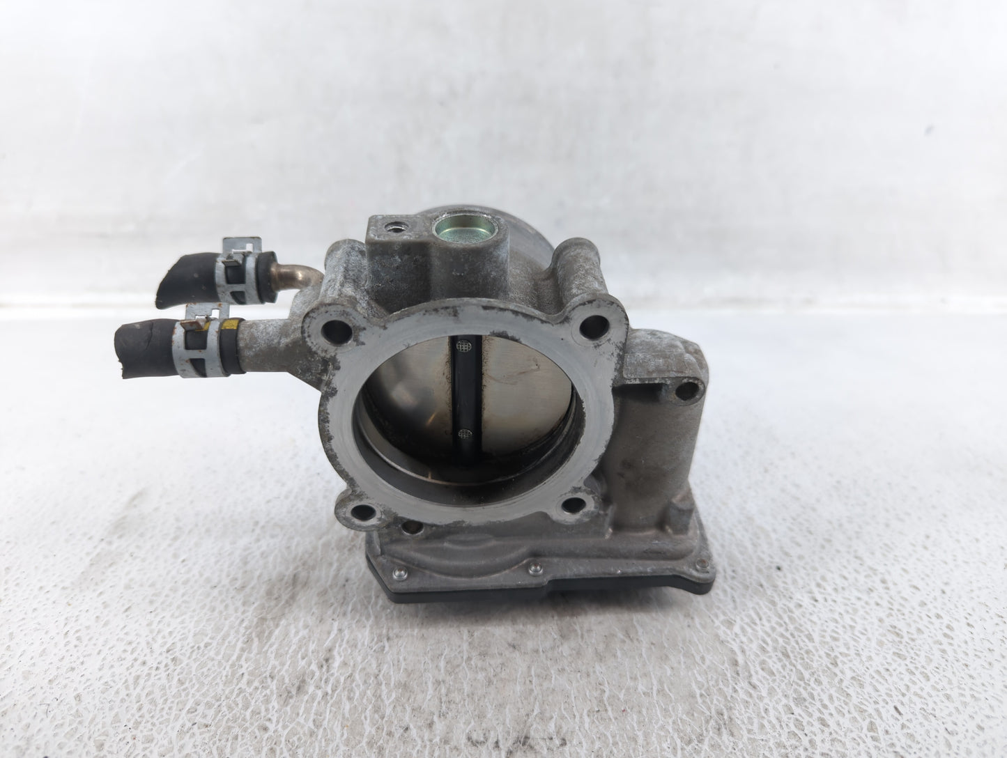 2010-2017 Toyota Camry Throttle Body P/N:22030-0V010 Fits Fits 2009 2010 2011 2012 2013 2014 2015 2016 2017 2018 2019 OEM Us