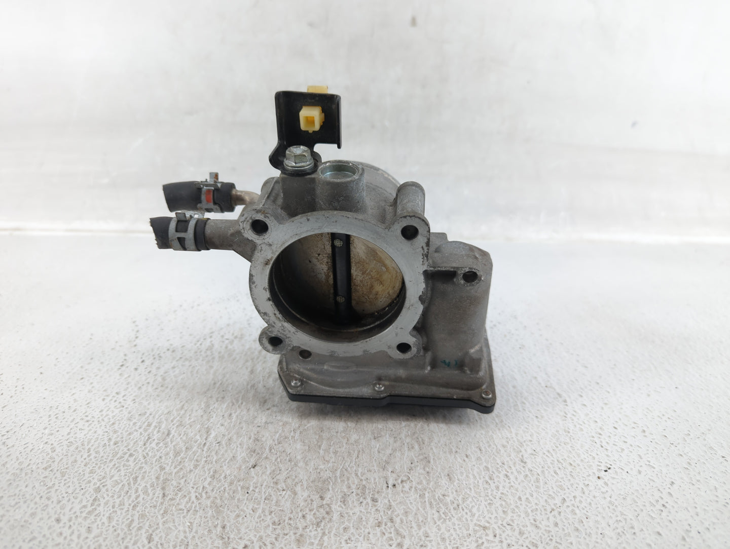 2010-2017 Toyota Camry Throttle Body P/N:22030-0V010 Fits Fits 2009 2010 2011 2012 2013 2014 2015 2016 2017 2018 2019 OEM Us