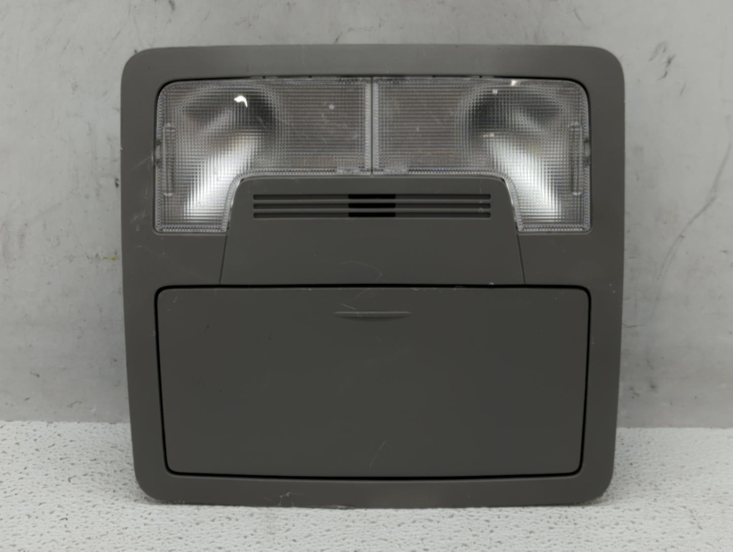 2012 Toyota Camry Overhead Roof Console - Oemusedautoparts1.com