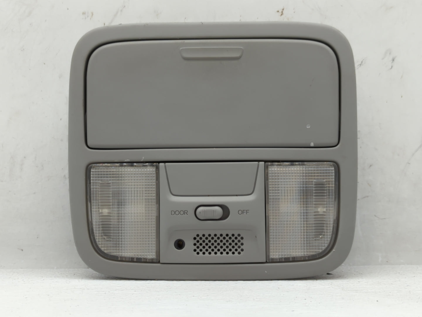 2012 Toyota Camry Overhead Roof Console - Oemusedautoparts1.com