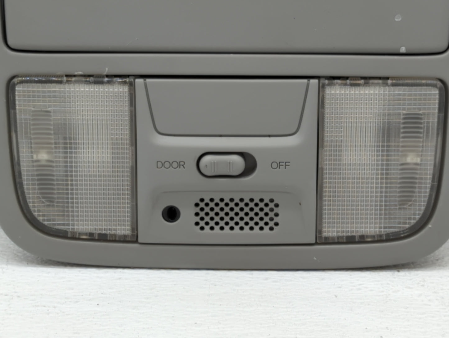 2012 Toyota Camry Overhead Roof Console - Oemusedautoparts1.com