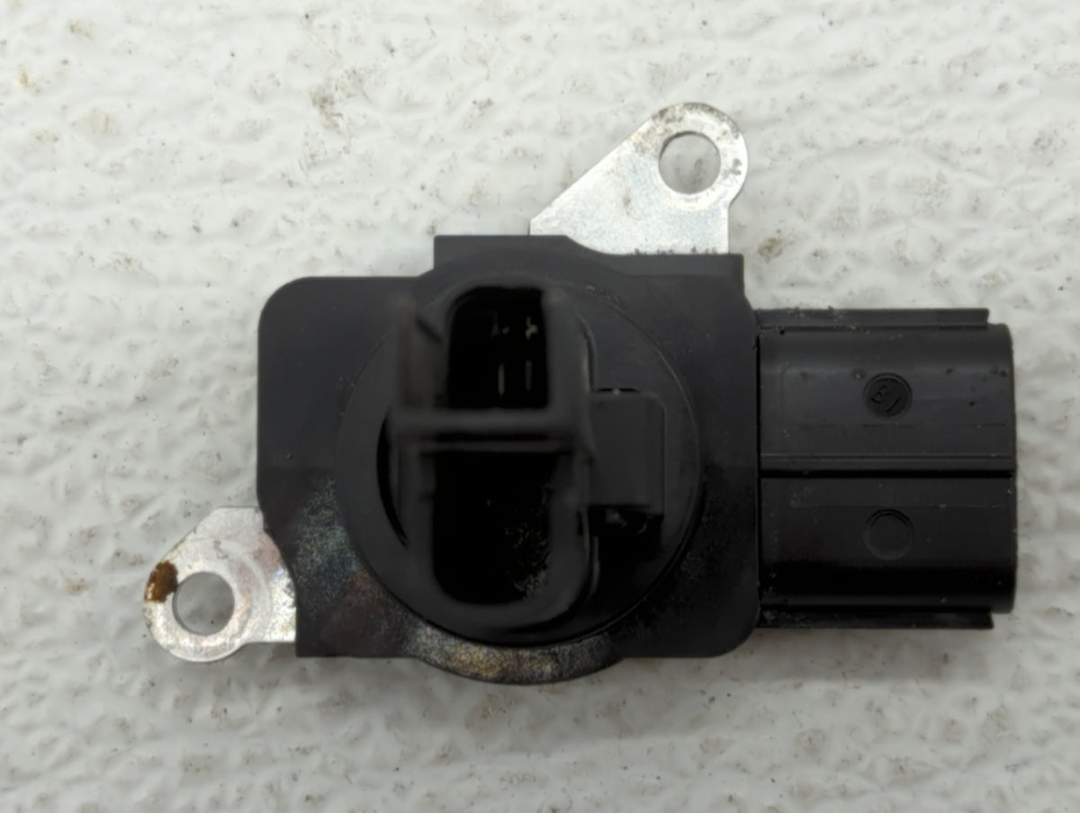 2012-2017 Toyota Camry Mass Air Flow Meter Maf Sensor 555821 - Oemusedautoparts1.com