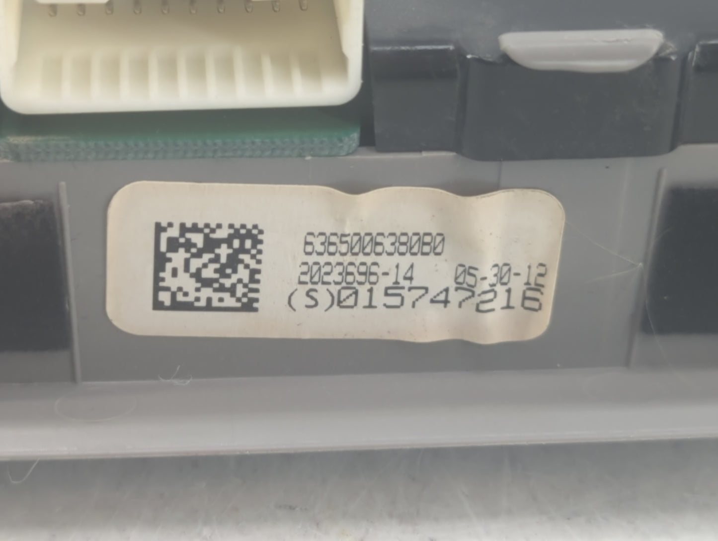 2012 Toyota Camry Overhead Roof Console - Oemusedautoparts1.com