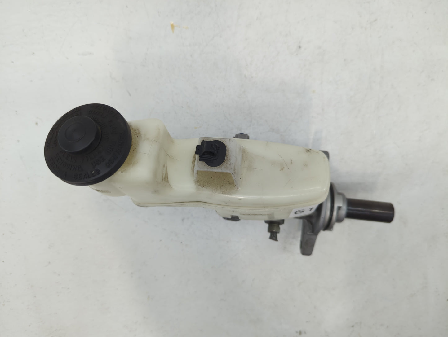 2012-2012 Toyota Camry Brake Master Cylinder - Oemusedautoparts1.com