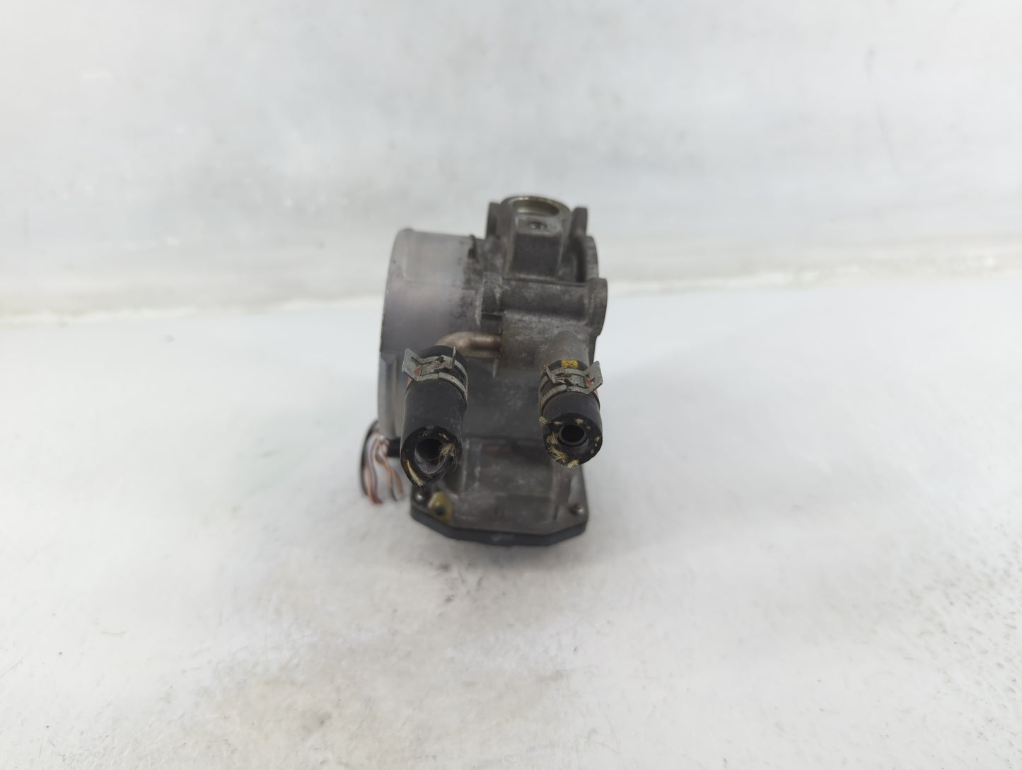 2010-2017 Toyota Camry Throttle Body P/N:22030-0V010 Fits Fits 2009 2010 2011 2012 2013 2014 2015 2016 2017 2018 2019 OEM Us