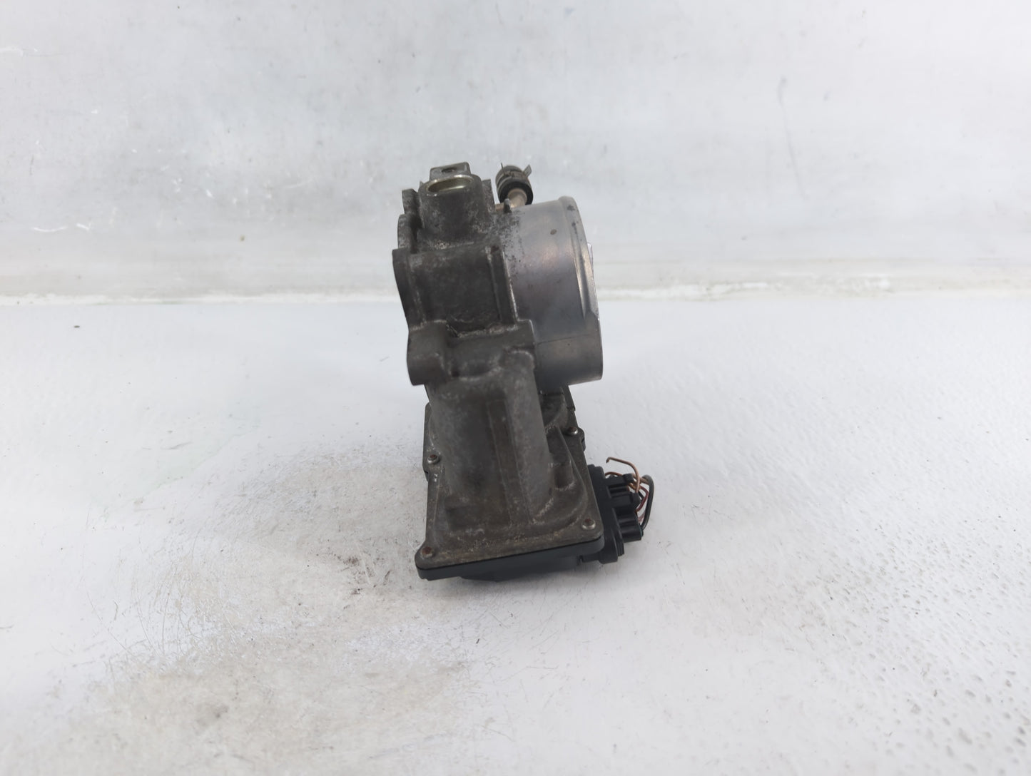 2010-2017 Toyota Camry Throttle Body P/N:22030-0V010 Fits Fits 2009 2010 2011 2012 2013 2014 2015 2016 2017 2018 2019 OEM Us