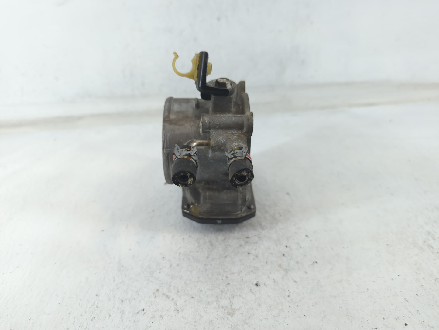 2010-2017 Toyota Camry Throttle Body P/N:22030-0V010 Fits Fits 2009 2010 2011 2012 2013 2014 2015 2016 2017 2018 2019 OEM Us