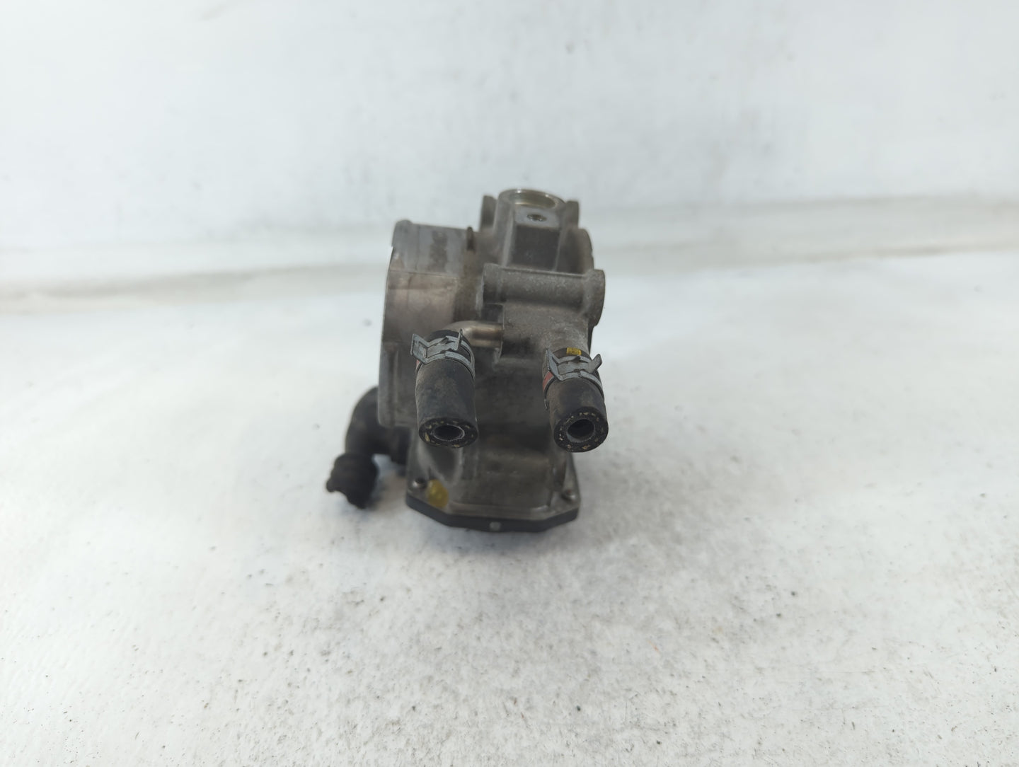 2010-2017 Toyota Camry Throttle Body P/N:2B13 00709 22030-0V010 Fits Fits 2009 2010 2011 2012 2013 2014 2015 2016 2017 2018 