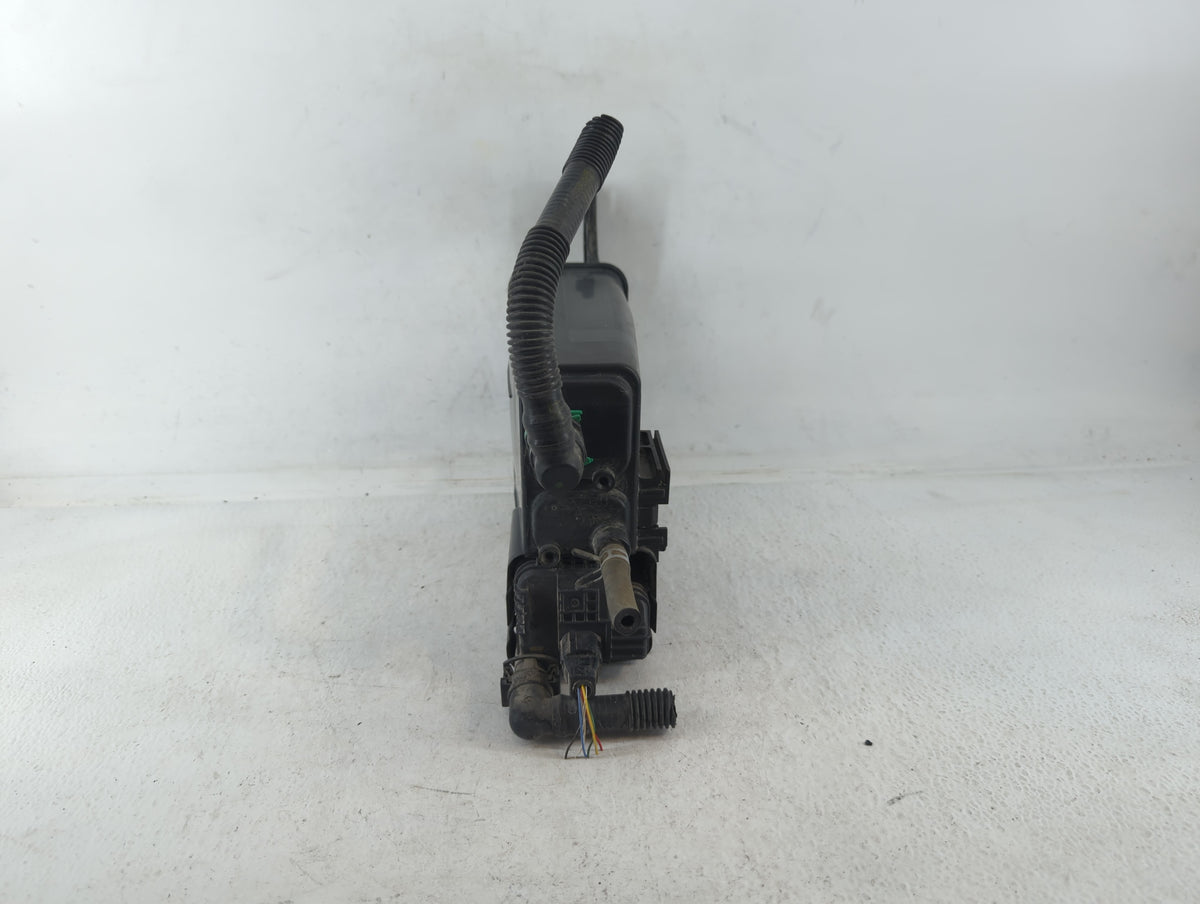 2012 Toyota Camry Passenger Right Seat Belt Rear Retractor - Oemusedautoparts1.com