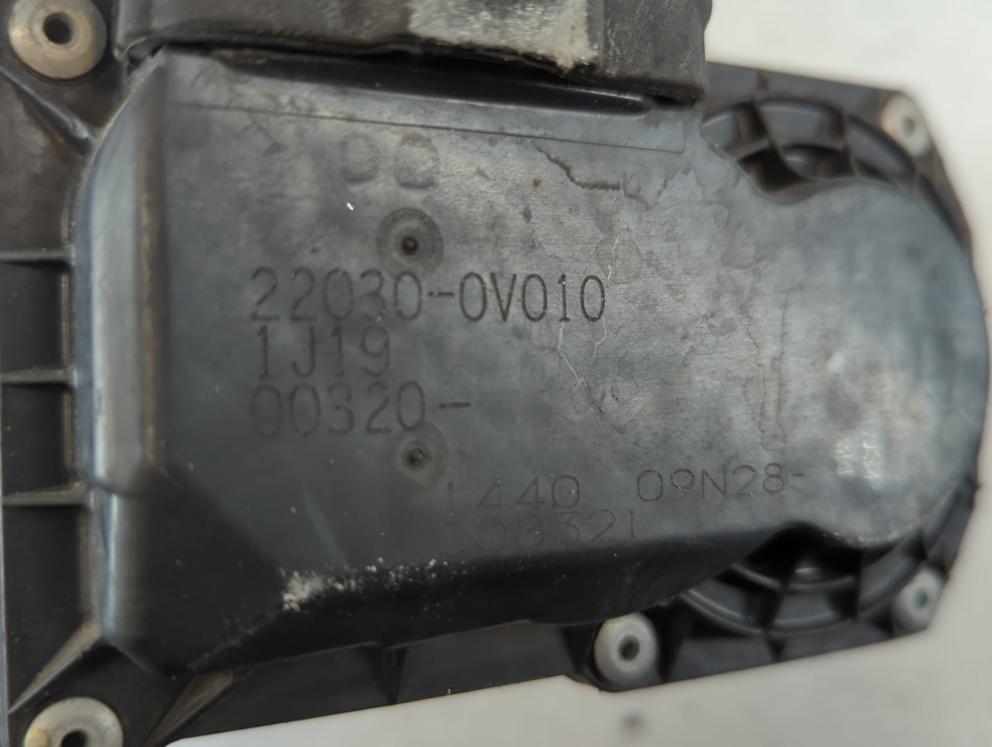 2010-2017 Toyota Camry Throttle Body P/N:22030-0V010 Fits Fits 2009 2010 2011 2012 2013 2014 2015 2016 2017 2018 2019 OEM Us