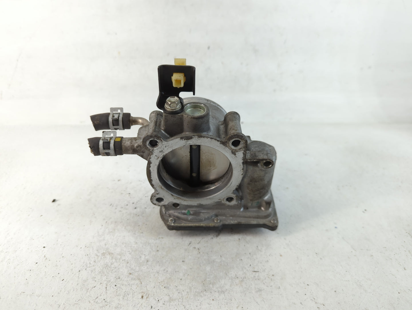 2010-2017 Toyota Camry Throttle Body P/N:22030-0V010 Fits Fits 2009 2010 2011 2012 2013 2014 2015 2016 2017 2018 2019 OEM Us