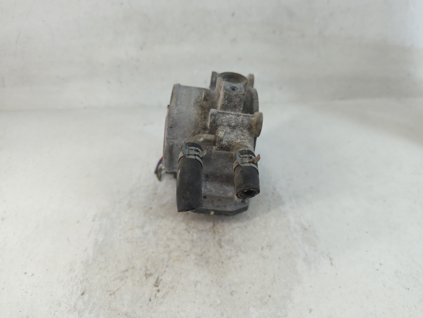 2010-2017 Toyota Camry Throttle Body P/N:22030-0V010 22030-36010 Fits Fits 2009 2010 2011 2012 2013 2014 2015 2016 2017 2018