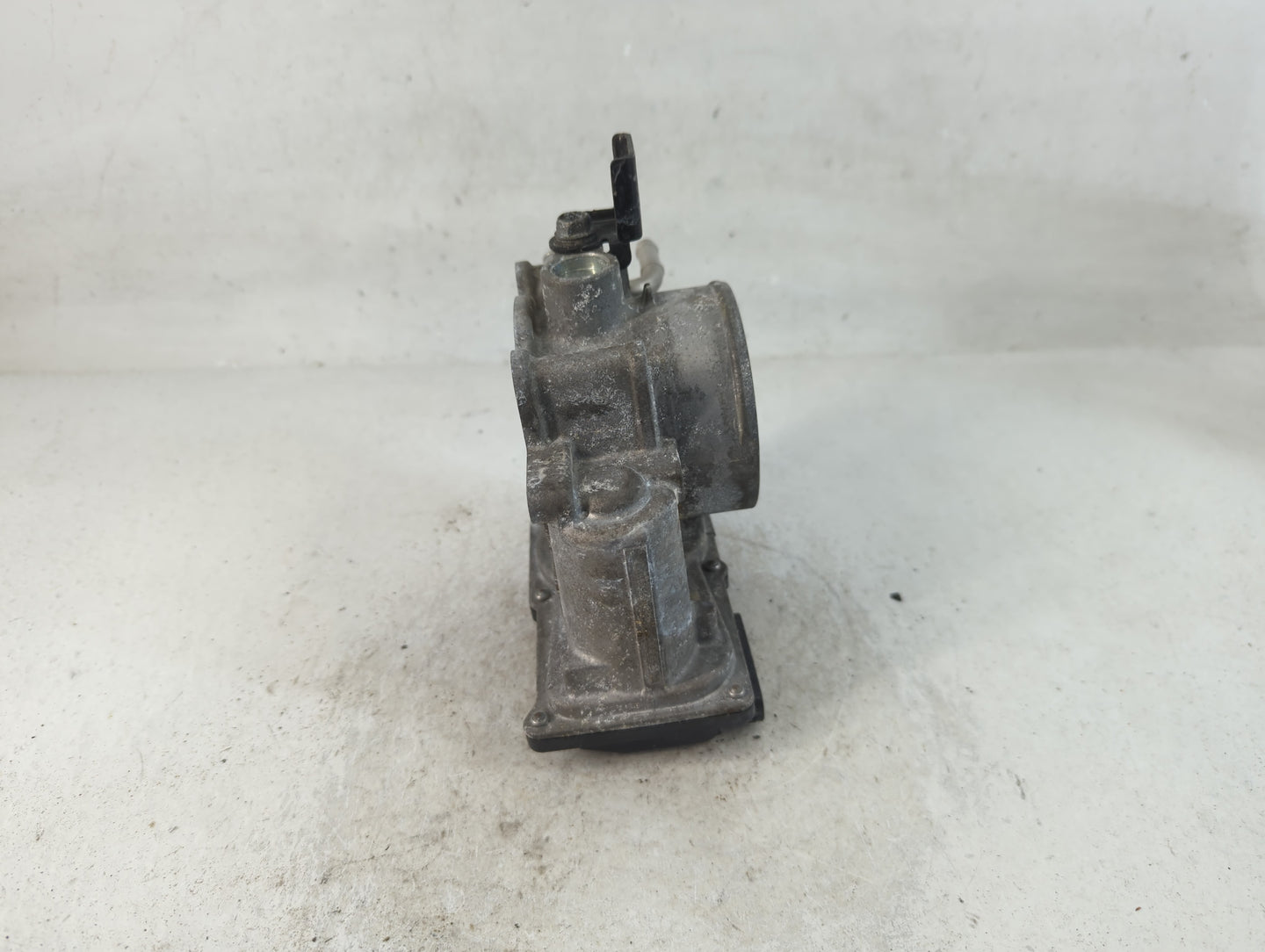 2010-2017 Toyota Camry Throttle Body P/N:22030-36010 Fits Fits 2009 2010 2011 2012 2013 2014 2015 2016 2017 2018 2019 OEM Us