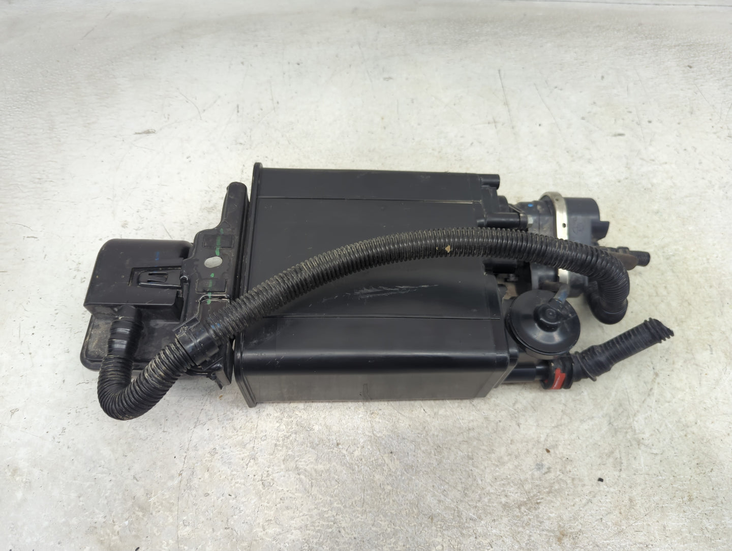 2012 Toyota Corolla Fuel Vapor Charcoal Canister - Oemusedautoparts1.com