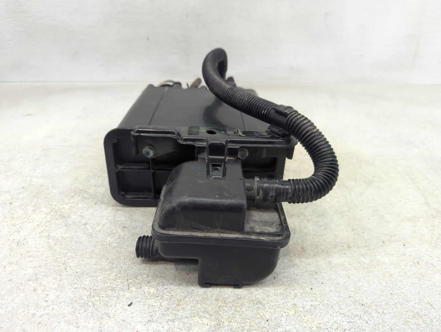 2012 Toyota Corolla Fuel Vapor Charcoal Canister - Oemusedautoparts1.com