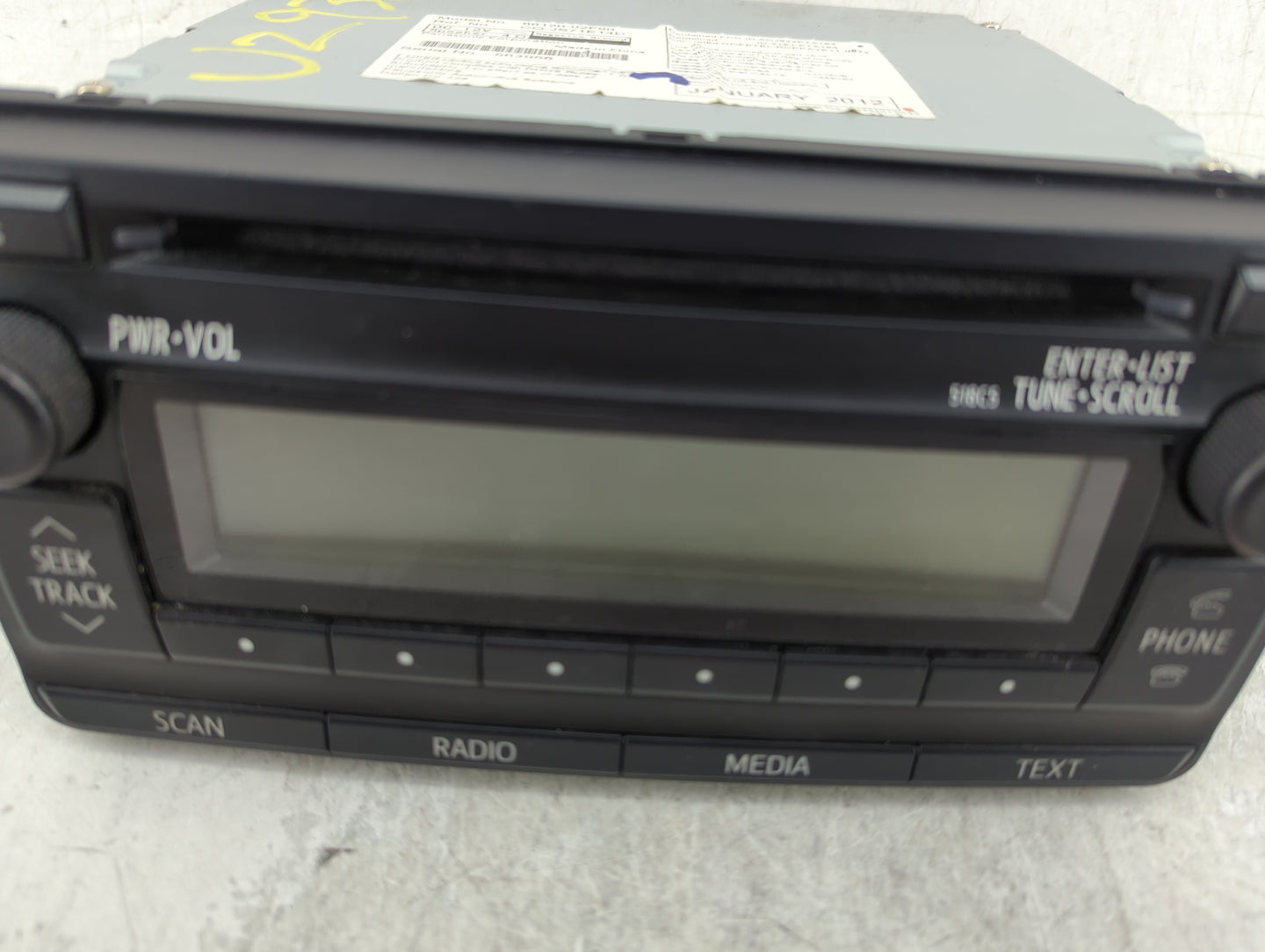 2012-2013 Toyota Corolla Radio AM FM Cd Player Receiver Replacement P/N:86120-02F90 Fits Fits 2012 2013 OEM Used Auto Parts 