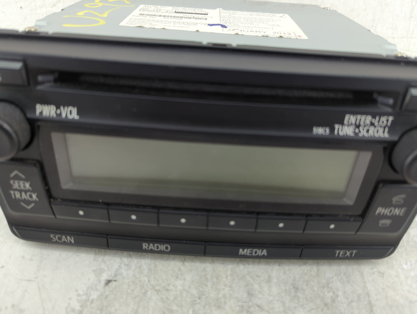 2012-2013 Toyota Corolla Radio AM FM Cd Player Receiver Replacement P/N:86120-02F90 Fits Fits 2012 2013 OEM Used Auto Parts 