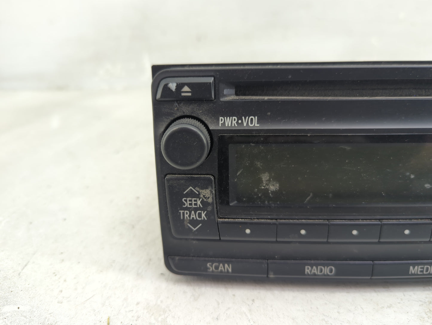 2012-2013 Toyota Corolla Radio AM FM Cd Player Receiver Replacement P/N:86120-02F90 CQ-JS71E14D Fits Fits 2012 2013 OEM Used