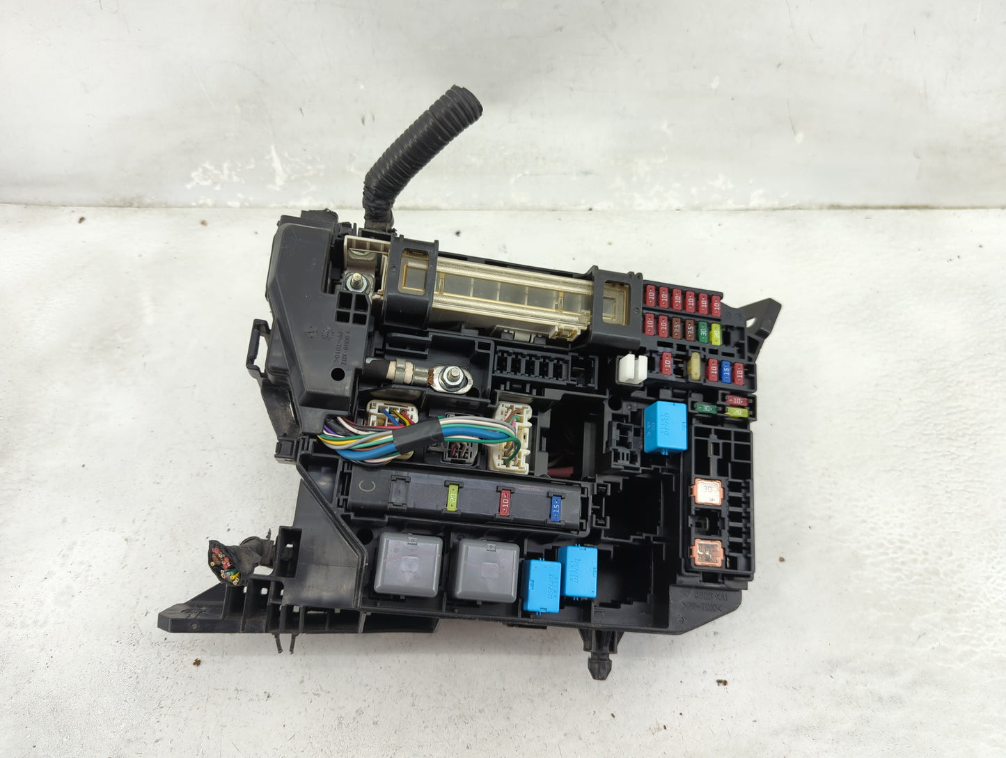 2009-2013 Toyota Corolla Fusebox Fuse Box Panel Relay Module P/N:82662-02270 Fits Fits 2009 2010 2011 2012 2013 2014 OEM Use