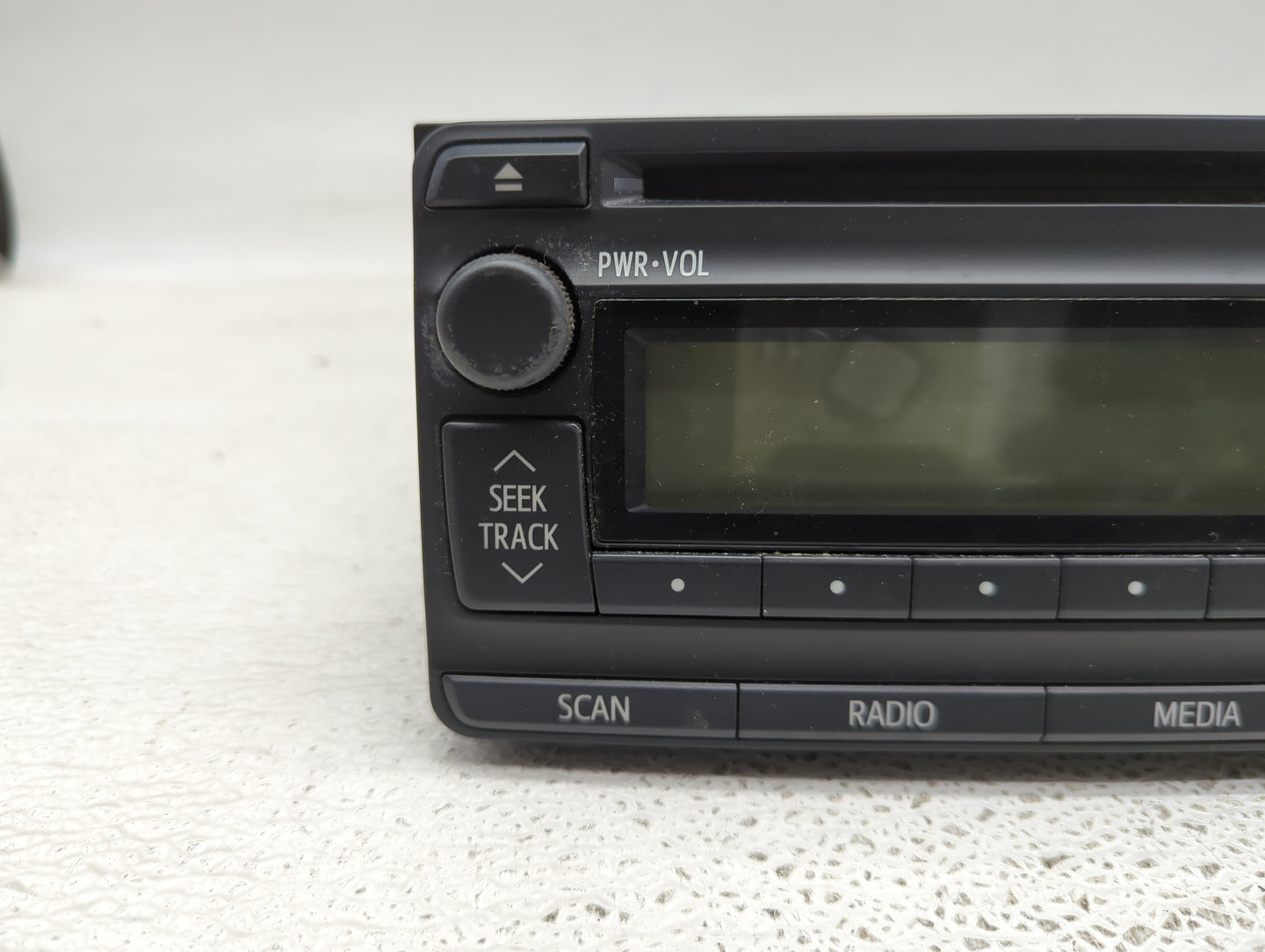 2012-2013 Toyota Corolla Radio AM FM Cd Player Receiver Replacement P/N:86120-02F90 Fits Fits 2012 2013 OEM Used Auto Parts 