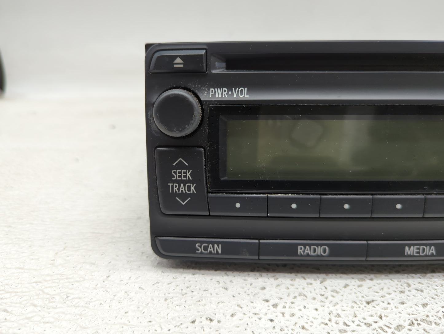 2012-2013 Toyota Corolla Radio AM FM Cd Player Receiver Replacement P/N:86120-02F90 Fits Fits 2012 2013 OEM Used Auto Parts 