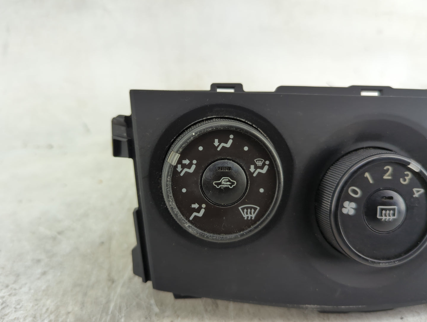 2009-2013 Toyota Corolla Climate Control Module Temperature AC/Heater Replacement Fits Fits 2009 2010 2011 2012 2013 OEM Use