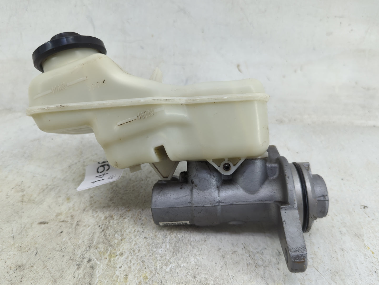 2010-2013 Toyota Corolla Brake Master Cylinder 1496722 - Oemusedautoparts1.com