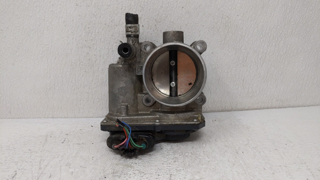 2011-2018 Toyota Corolla Throttle Body P/N:22030-0T080 Fits Fits 2011 2012 2013 2014 2015 2016 2017 2018 OEM Used Auto Parts