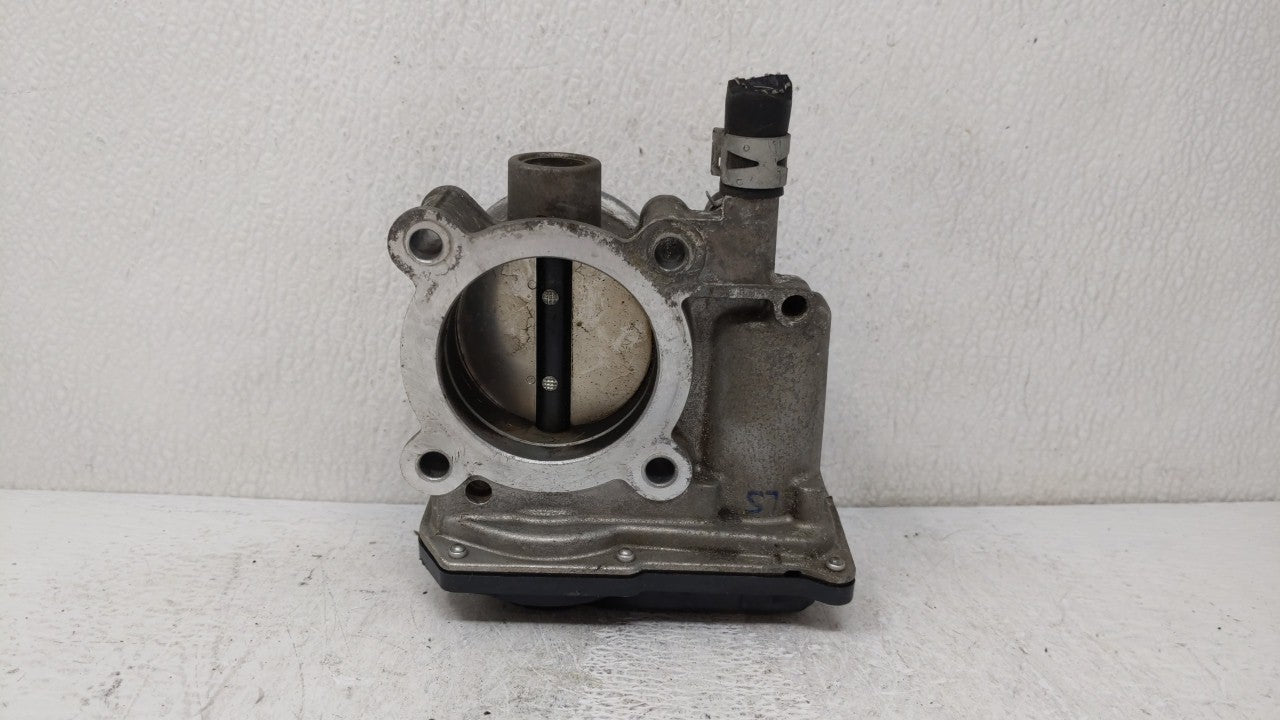 2011-2018 Toyota Corolla Throttle Body P/N:22030-0T080 Fits Fits 2011 2012 2013 2014 2015 2016 2017 2018 OEM Used Auto Parts