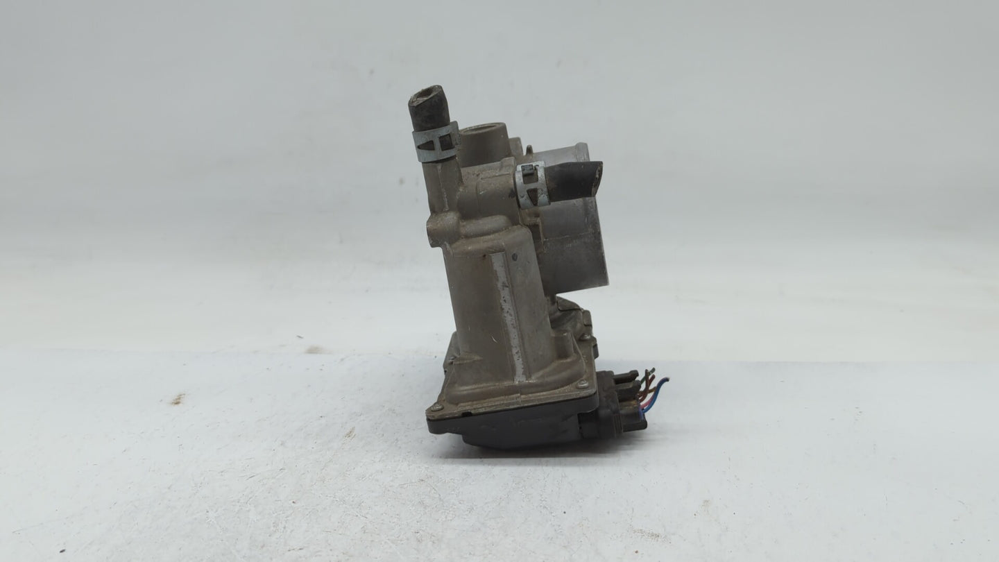 2011-2018 Toyota Corolla Throttle Body P/N:22030-0T080 Fits Fits 2011 2012 2013 2014 2015 2016 2017 2018 OEM Used Auto Parts