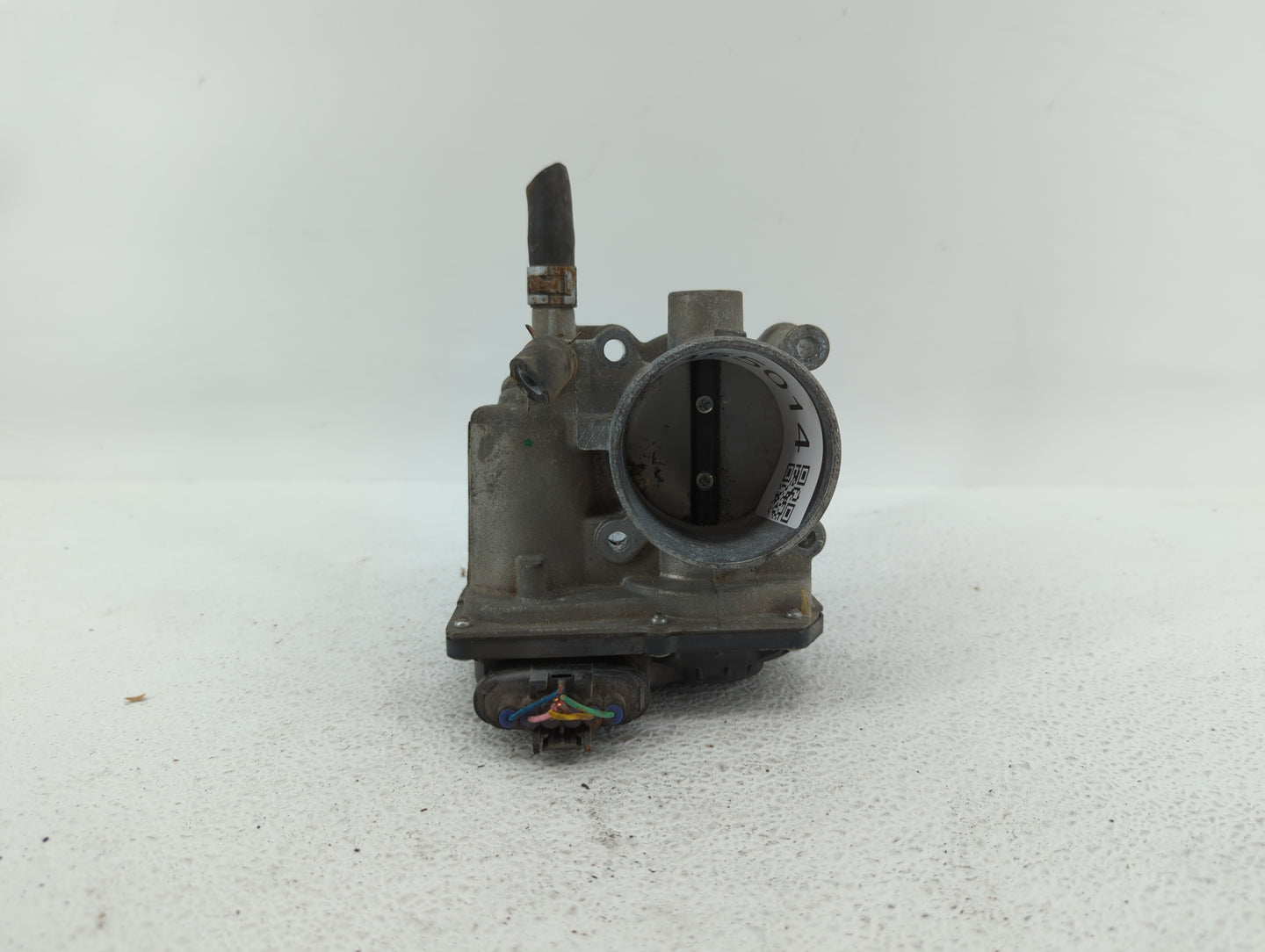2011-2018 Toyota Corolla Throttle Body P/N:22030-0T080 Fits Fits 2011 2012 2013 2014 2015 2016 2017 2018 OEM Used Auto Parts