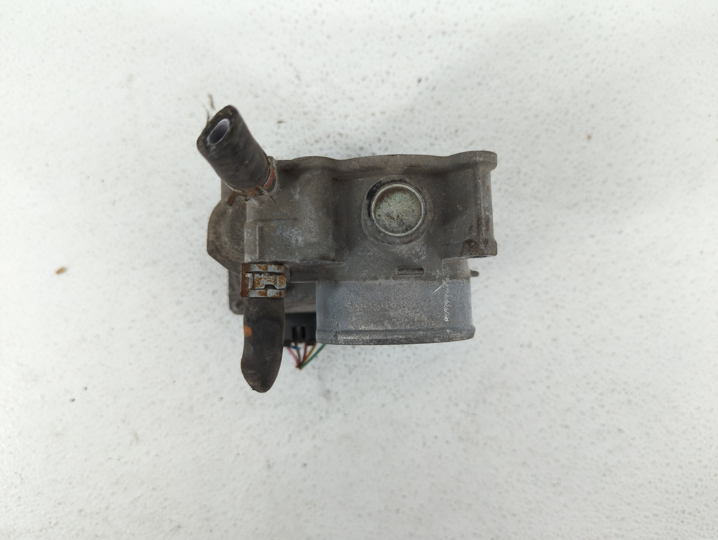 2011-2018 Toyota Corolla Throttle Body P/N:22030-0T080 Fits Fits 2011 2012 2013 2014 2015 2016 2017 2018 OEM Used Auto Parts