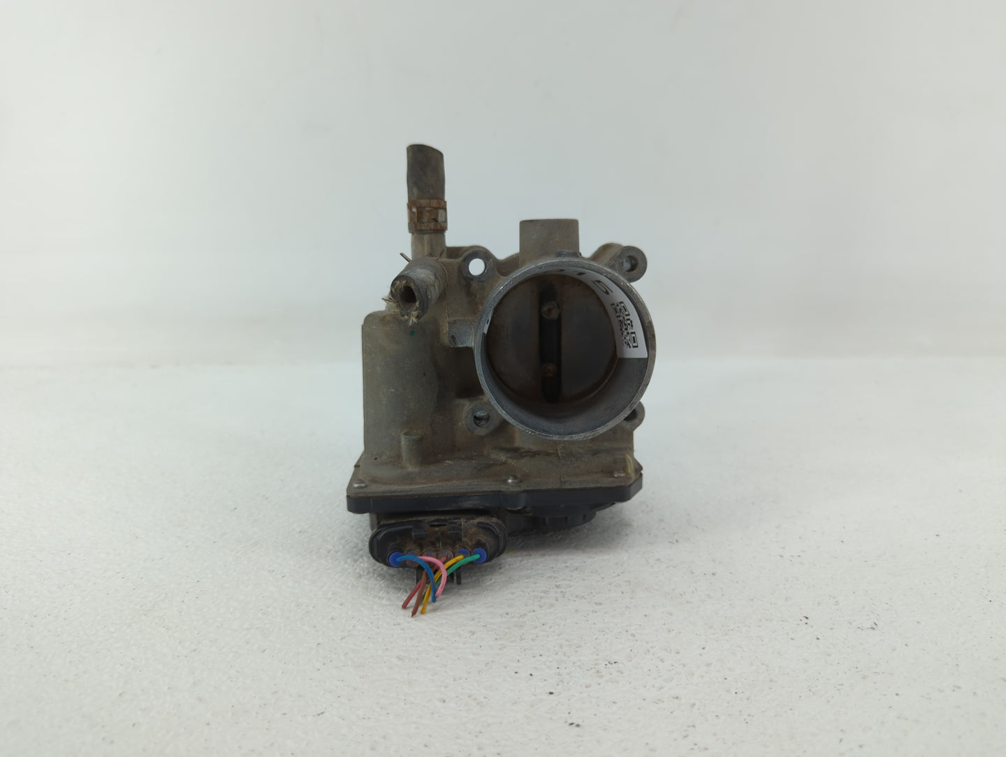 2011-2018 Toyota Corolla Throttle Body P/N:22030-0T080 Fits Fits 2011 2012 2013 2014 2015 2016 2017 2018 OEM Used Auto Parts