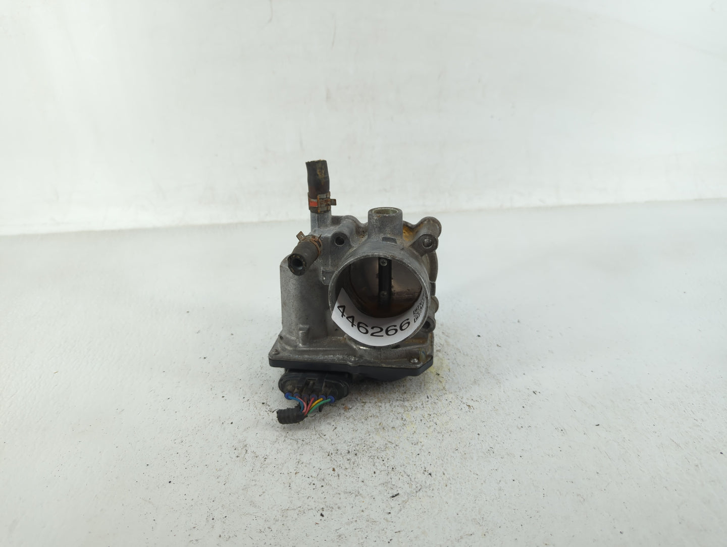 2011-2019 Toyota Corolla Throttle Body P/N:22030-0T080 Fits Fits 2011 2012 2013 2014 2015 2016 2017 2018 2019 OEM Used Auto 