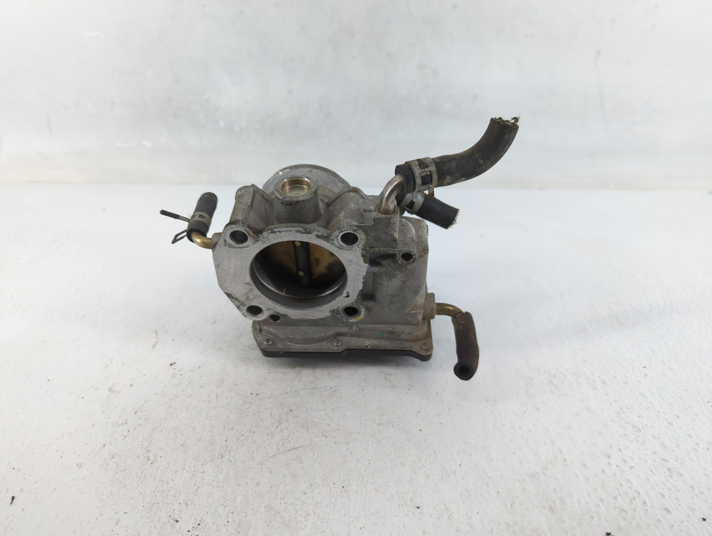 2009-2012 Toyota Corolla Throttle Body P/N:22030-0H020 Fits Fits 2006 2007 2008 2009 2010 2011 2012 2013 2014 2015 OEM Used 