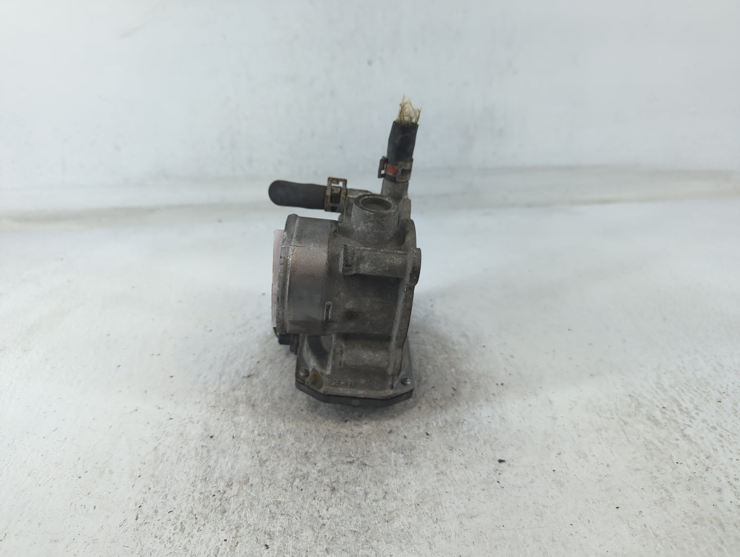2011-2019 Toyota Corolla Throttle Body P/N:01348 2A18, 22030-0T080 Fits Fits 2011 2012 2013 2014 2015 2016 2017 2018 2019 OE