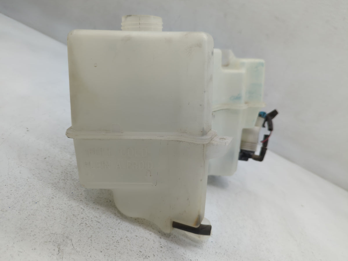 2009-2013 Toyota Corolla Radiator Coolant Overflow Expansion Tank Bottle 690091 - Oemusedautoparts1.com