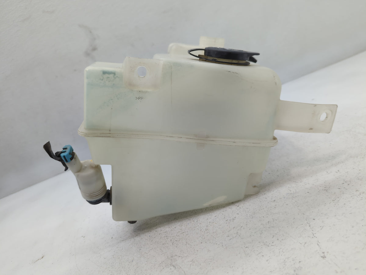 2009-2013 Toyota Corolla Radiator Coolant Overflow Expansion Tank Bottle 690091 - Oemusedautoparts1.com