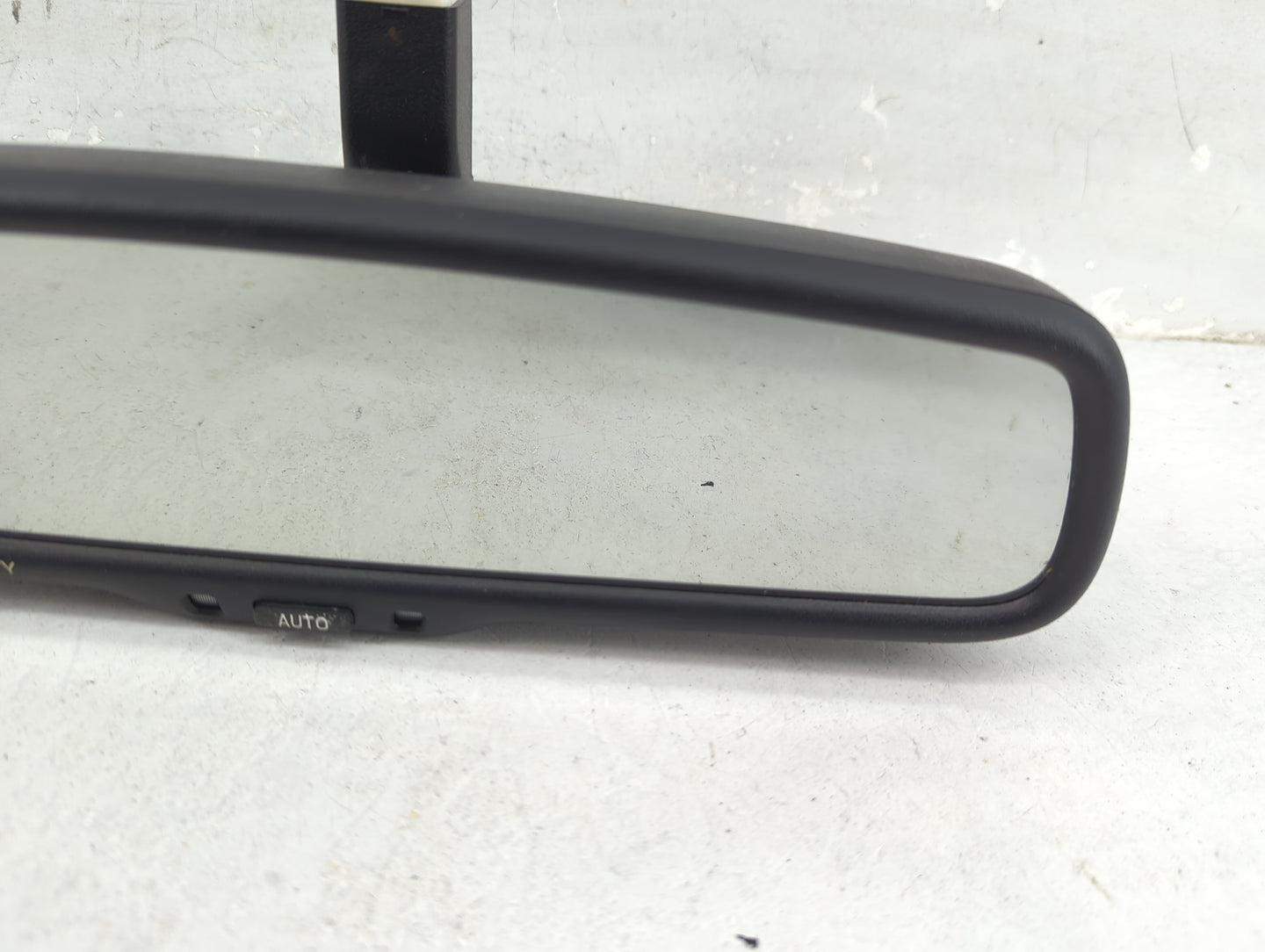 2011-2016 Toyota Highlander Interior Rear View Mirror Replacement OEM P/N:E11026133 Fits OEM Used Auto Parts - Oemusedautopa